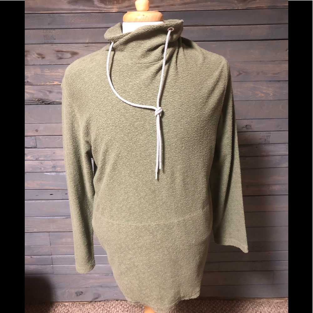 Green INYO HOODIE by American Rag-LA